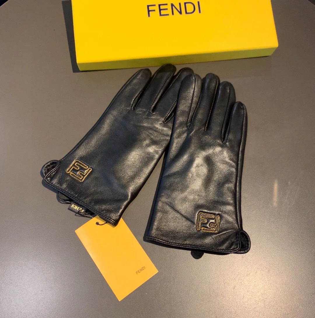 Fendi Gloves In