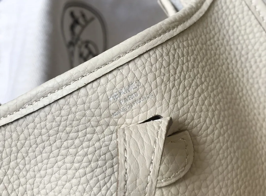 Alternative view of Hermes Evelyne 16 Amazone Bag Beige With Silver-Toned Hardware