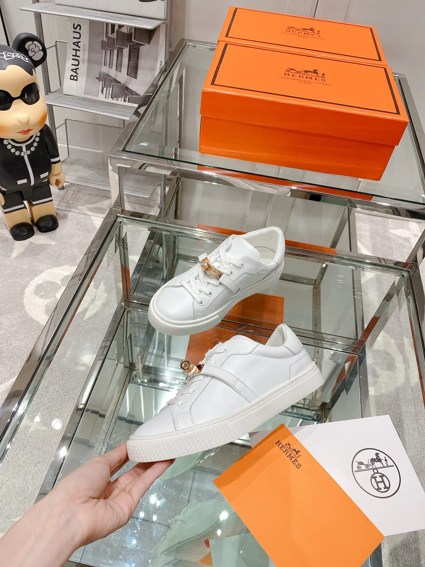 Hermes Day Sneaker White - Image 4