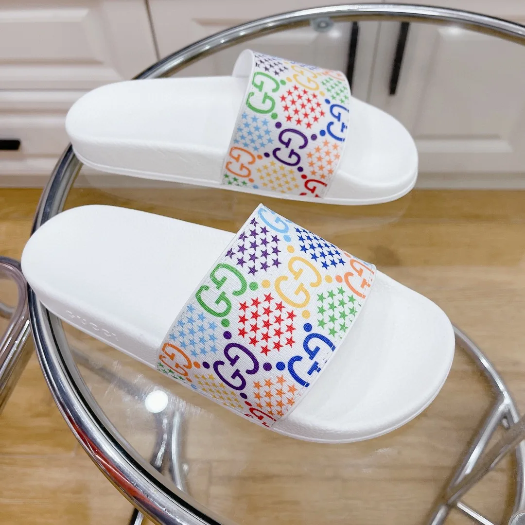 Gucci Women’s GG Slide Sandal With Stars White - Image 6
