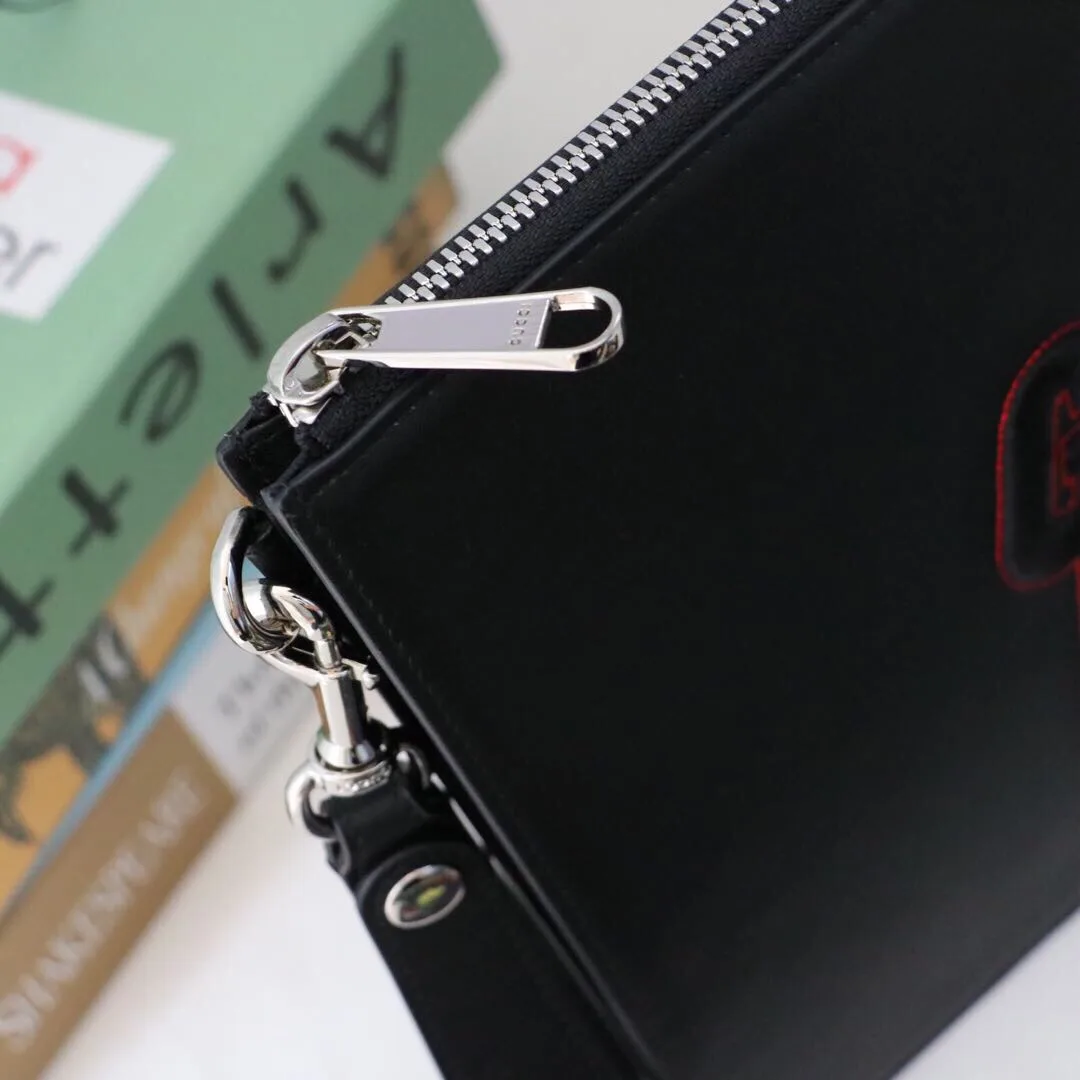 Gucci Pouch in Black With Blade Embroidery , Mens Pouch / - Image 3