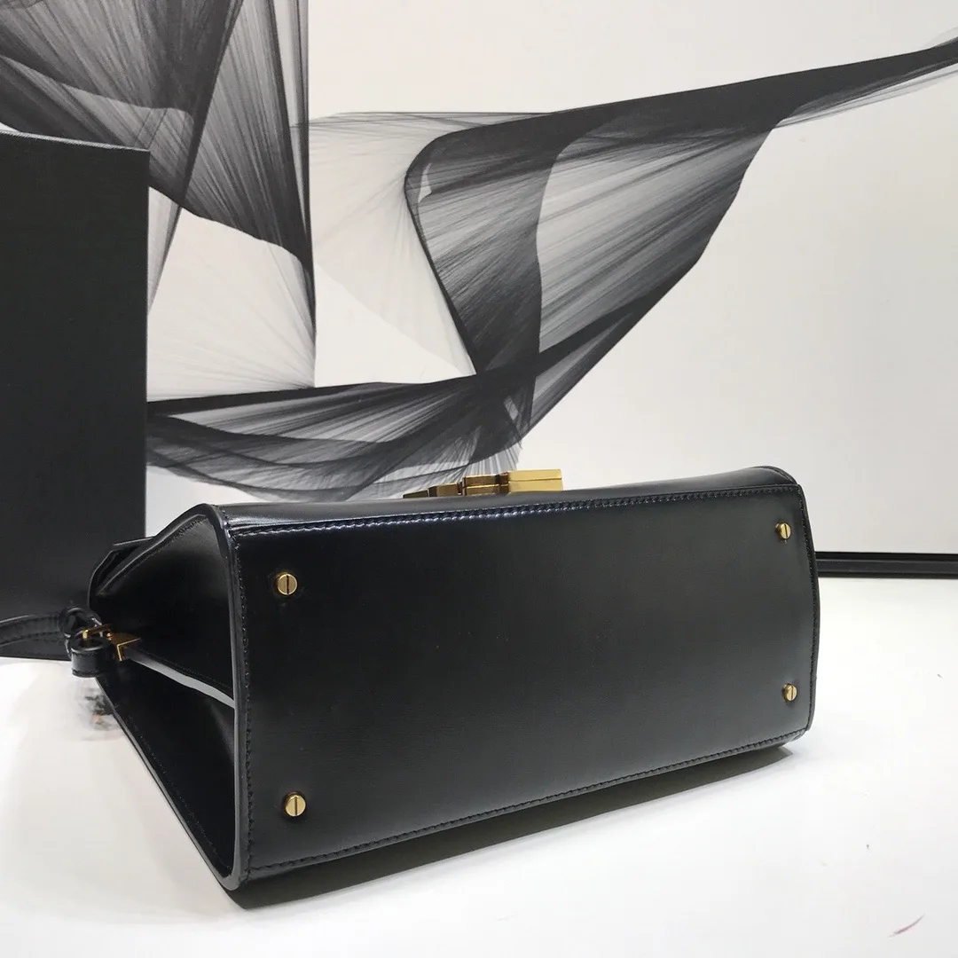 Saint Laurent Cassandra Medium Top Handle Bag In Grain Black / YSL - Image 6