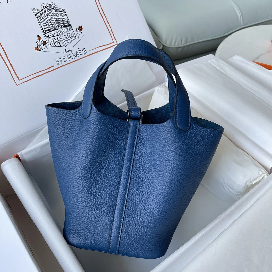 Hermes Picotin Lock 18 Bag Navy Blue - Image 5