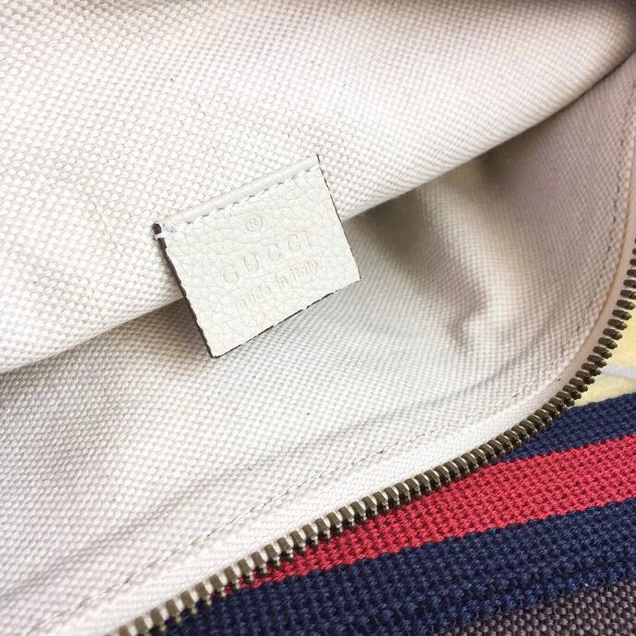 Gucci Print Waist Belt Bag White - Image 3