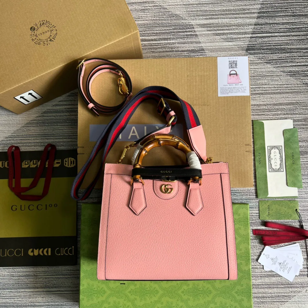 Gucci Diana Medium