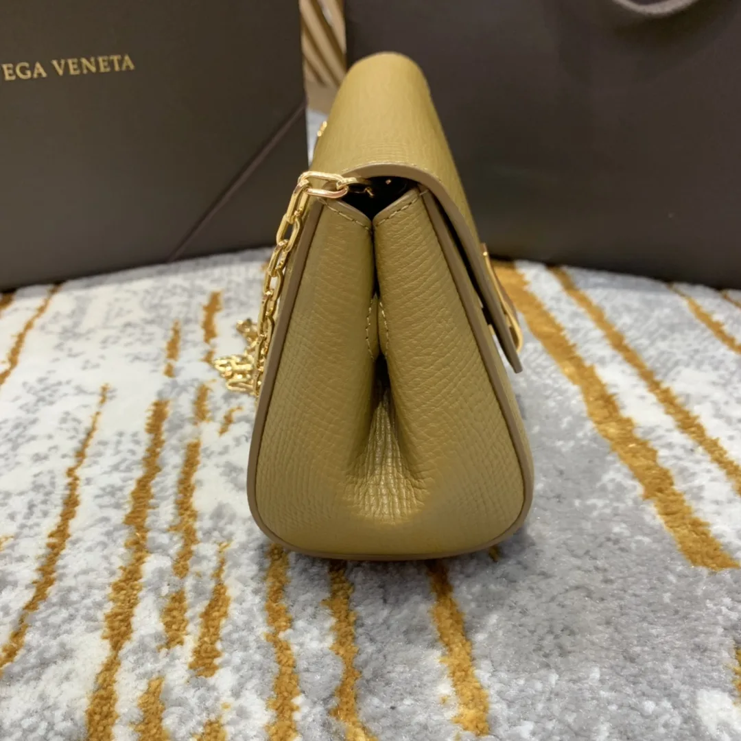 Bottega Veneta Mini Angle Palmellato Bag Cob - Image 5