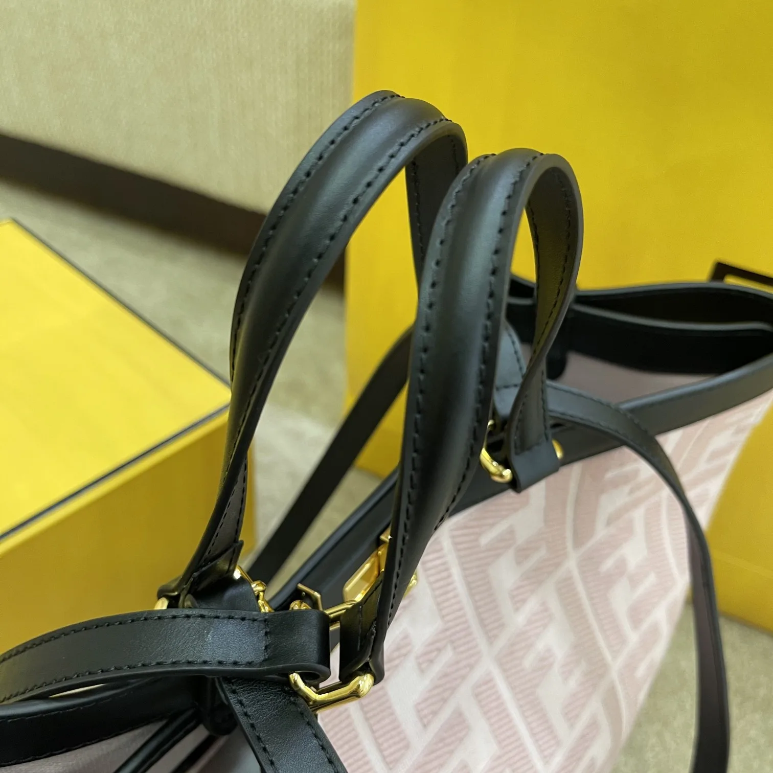 Alternative view of Fendi Peekaboo X-tote Bag Pink Canvas