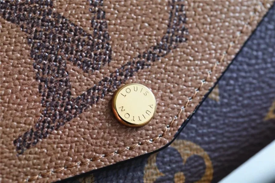 Louis Vuitton Sarah Wallet Monogram and Monogram Reverse Canvas - Image 4