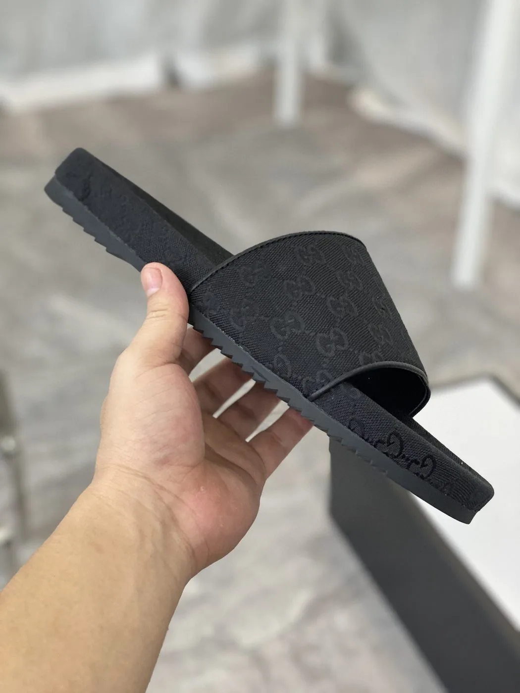 Alternative view of Gucci Men’s GG Slide Sandals Black
