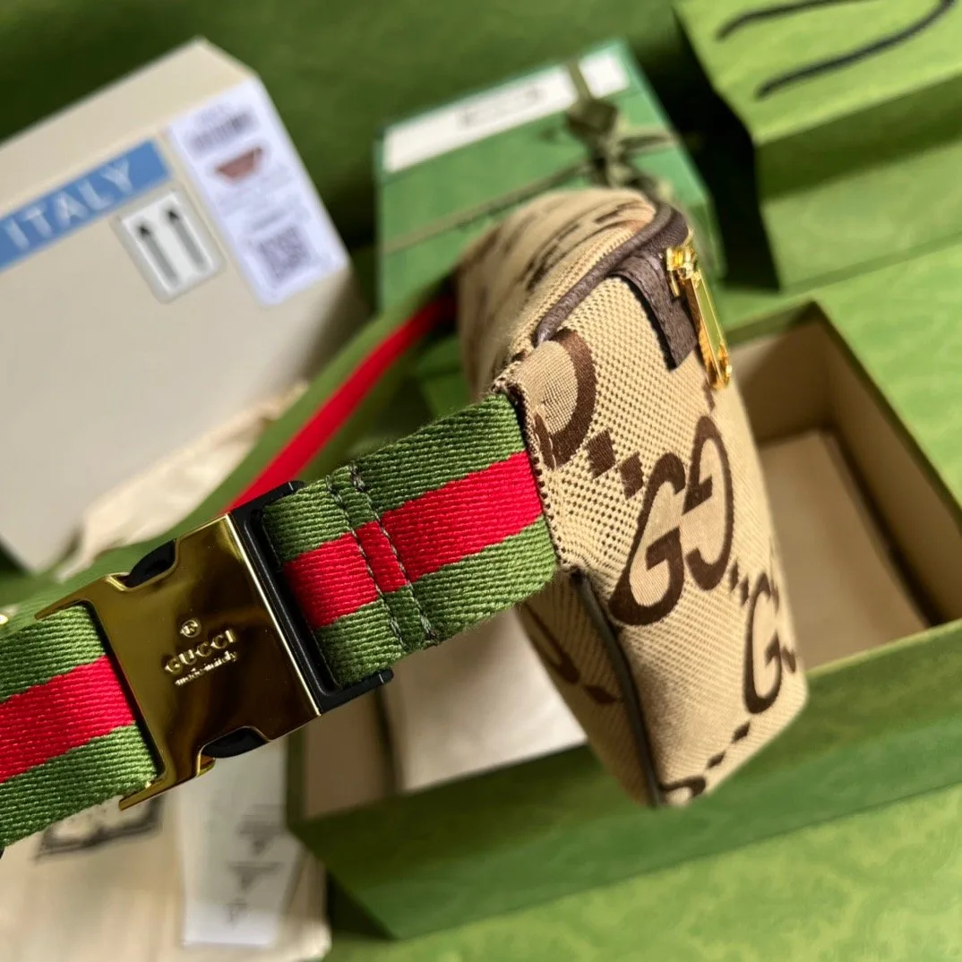 Gucci Jumbo GG Belt Bag / Camel/ Ebony Jumbo GG Canvas - Image 3