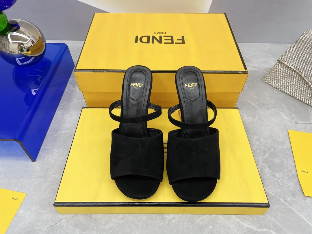 Fendi First Black