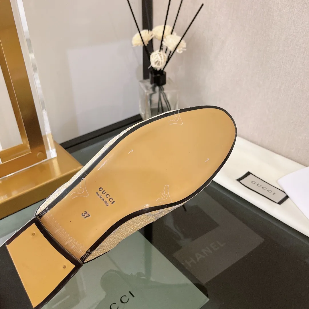 Alternative view of Gucci Women’s GG Princetown Slipper Beige