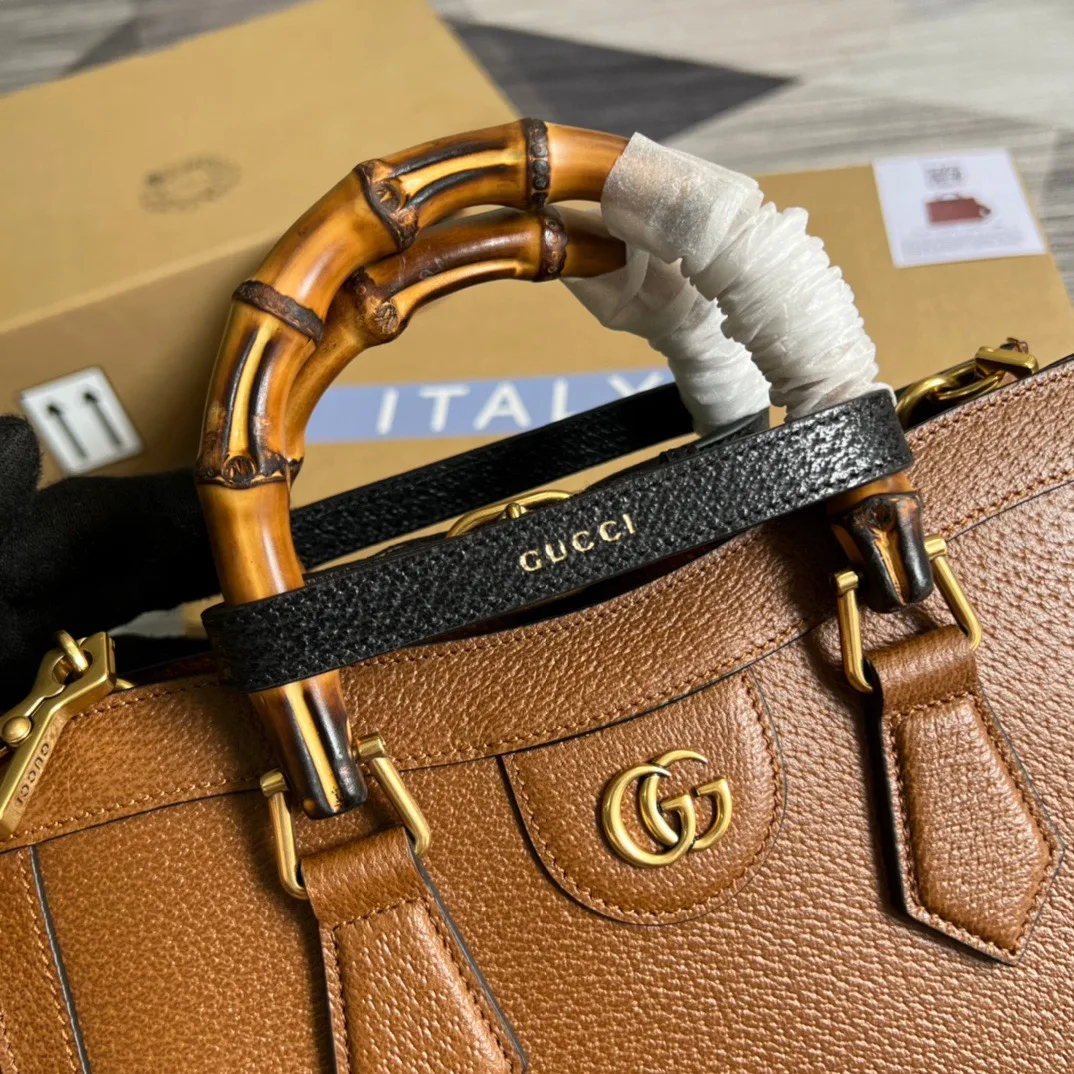 Gucci Diana Medium Tote Bag Brown - Image 3