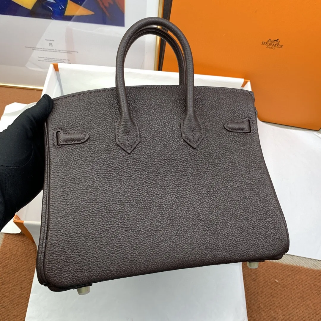 Hermes Birkin Top Handle Bag / Nata Swift Dark Brown Gold Hardware - Image 4