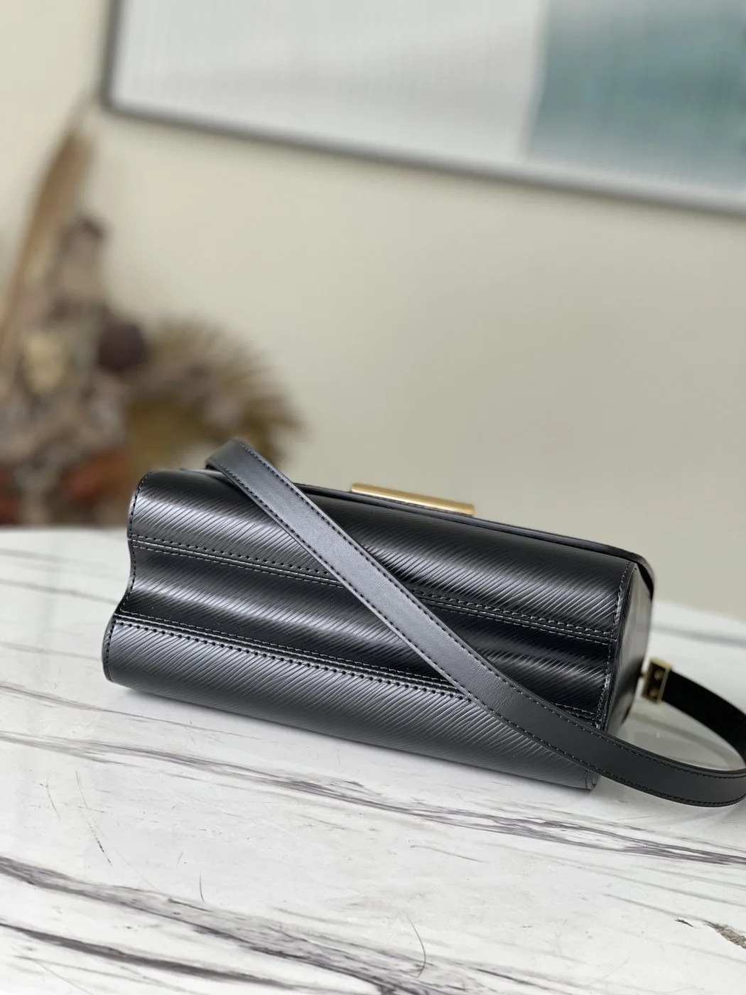 Louis Vuitton Twist MM Monogram Flower Black - Image 2