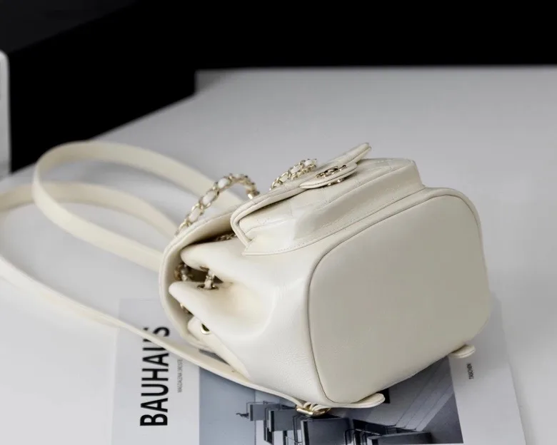 Chanel Backpack White / - Image 4