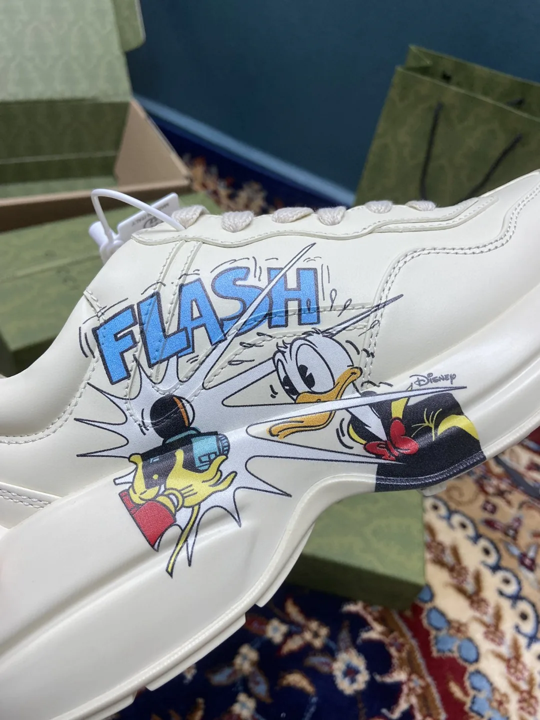 Disney x Gucci Rhyton Sneakers With Donald Duck White Ivory - Image 4