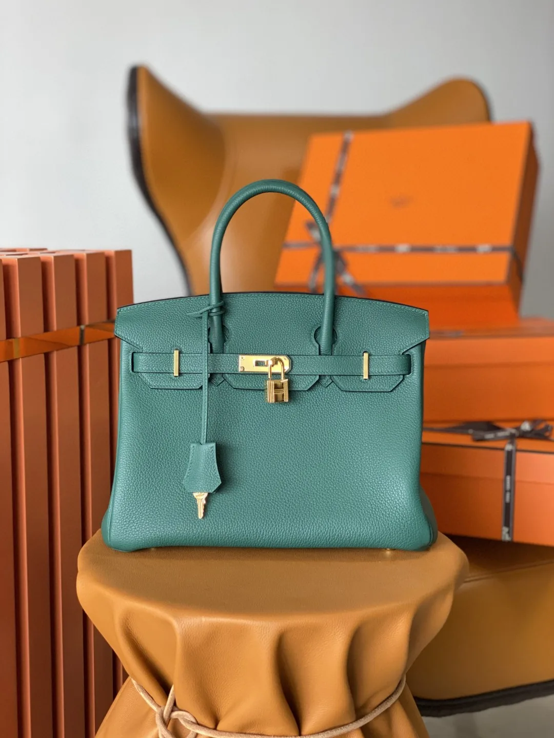 Hermes Birkin Top Handle Bag / Nata Swift Dark Green Gold Hardware - Image 9