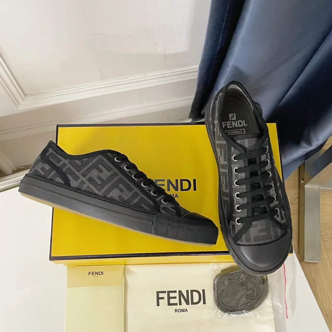 Fendi Domino Black FF Fabric Low-Tops - Image 4