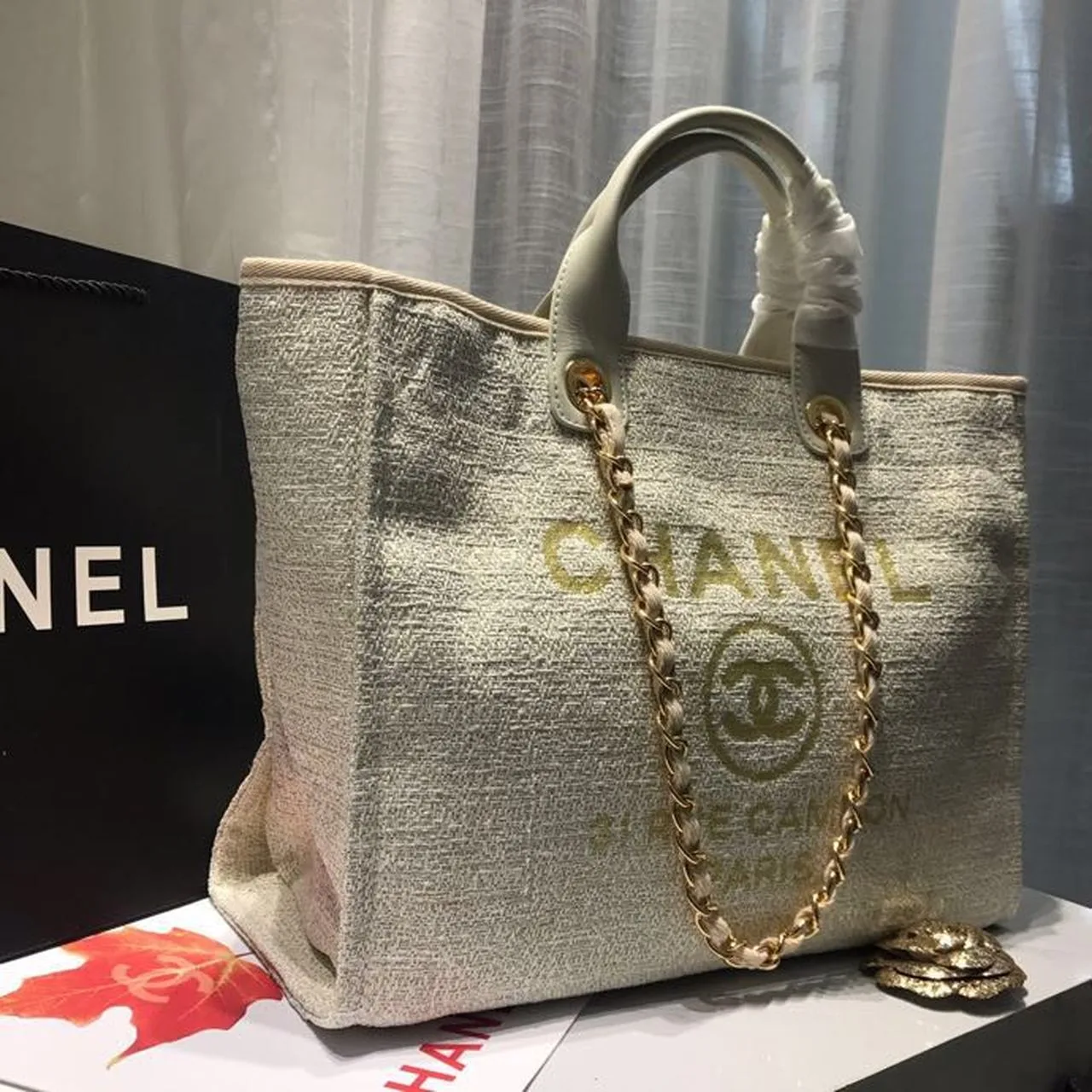 Chanel Deauville Tote Bag / Beige Tweed Canvas Gold Hardware - Image 5