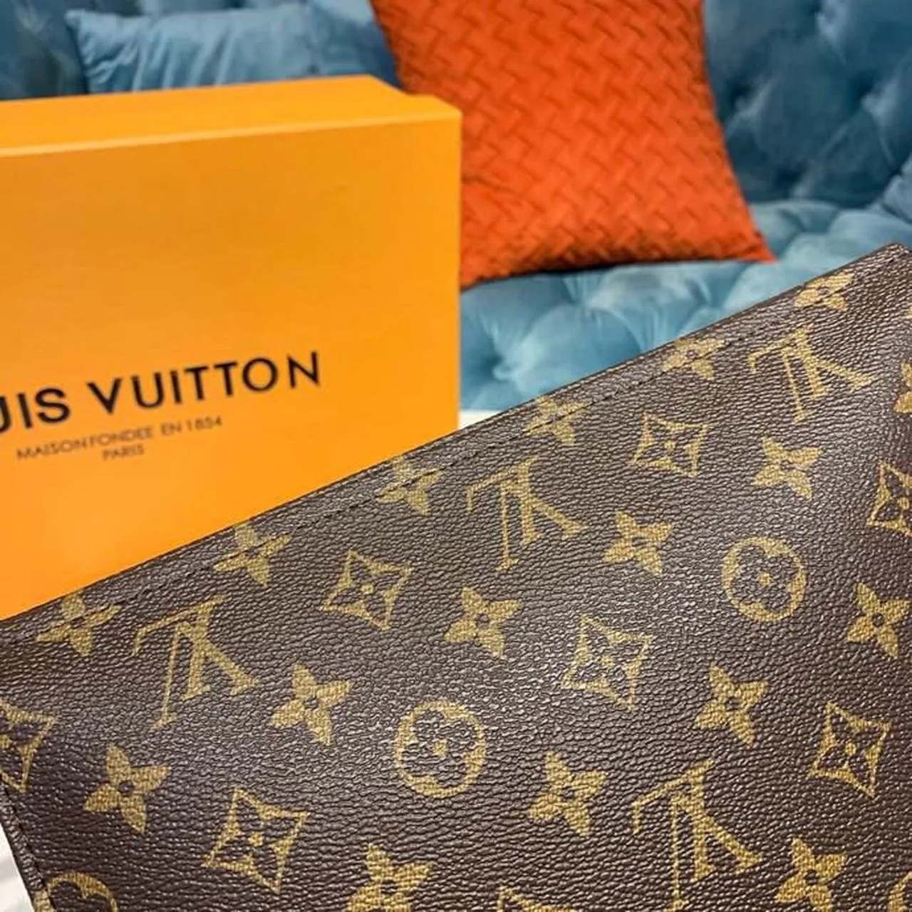 Louis Vuitton Toiletry Pouch On Chain Monogram Canvas - Image 5