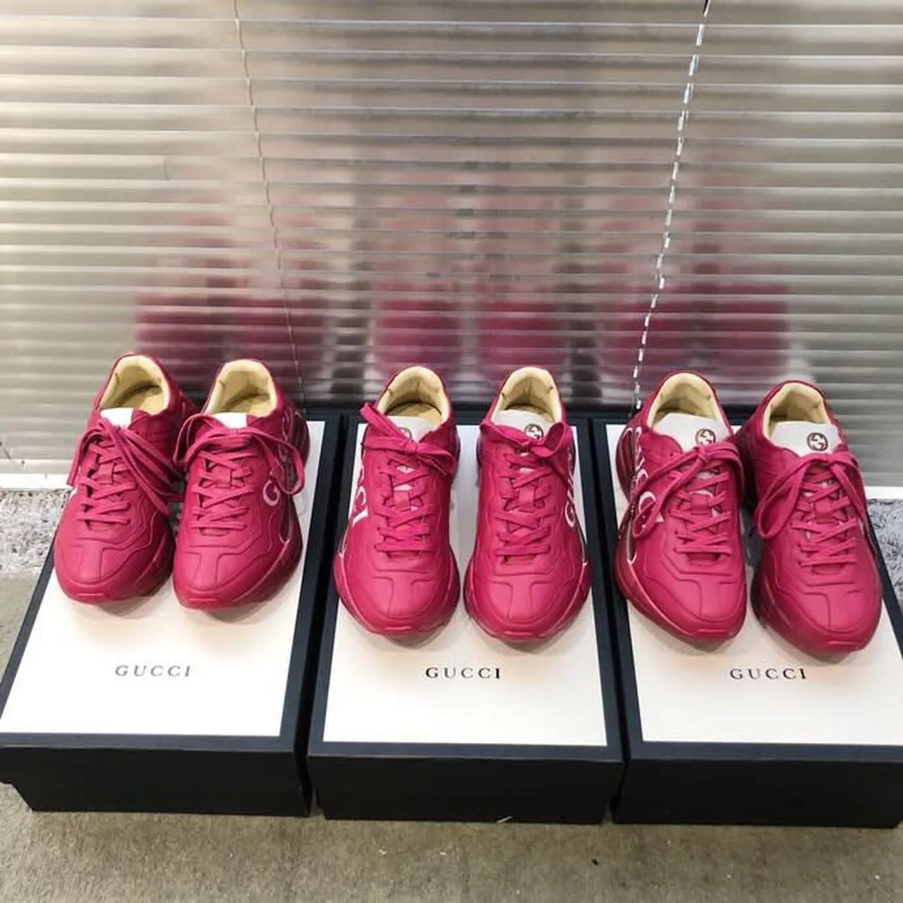 Gucci Women’s Rhyton Gucci Logo Sneaker Pink - Image 5