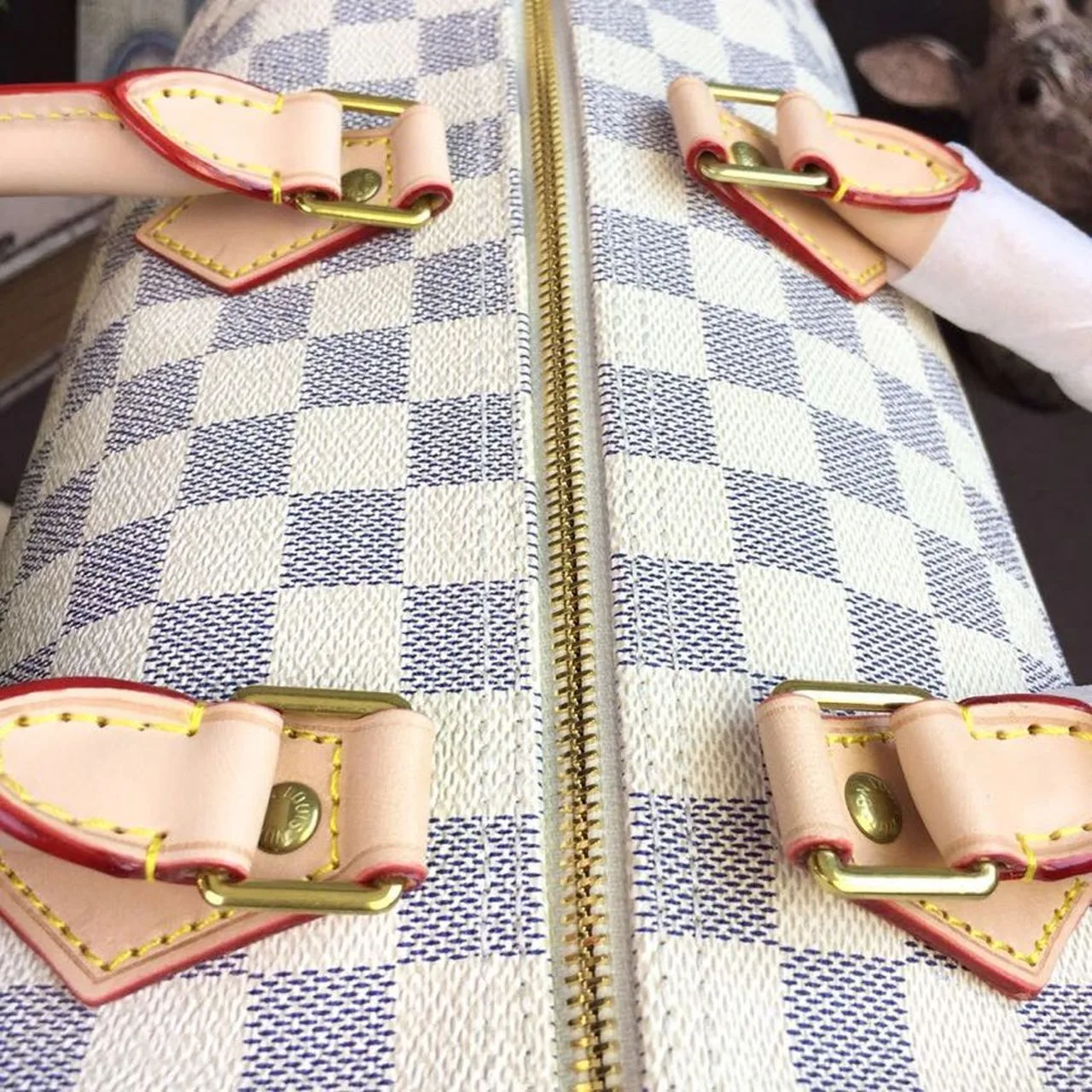 Louis Vuitton Speedy 35 Top Handle Bag / White Damier Azur Canvas Gold Hardware - Image 7