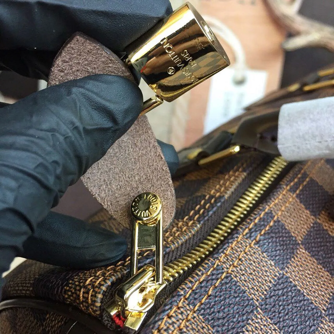 Louis Vuitton Speedy 30 Top Handle Bag / Brown Damier Ebene Canvas Gold Hardware - Image 10