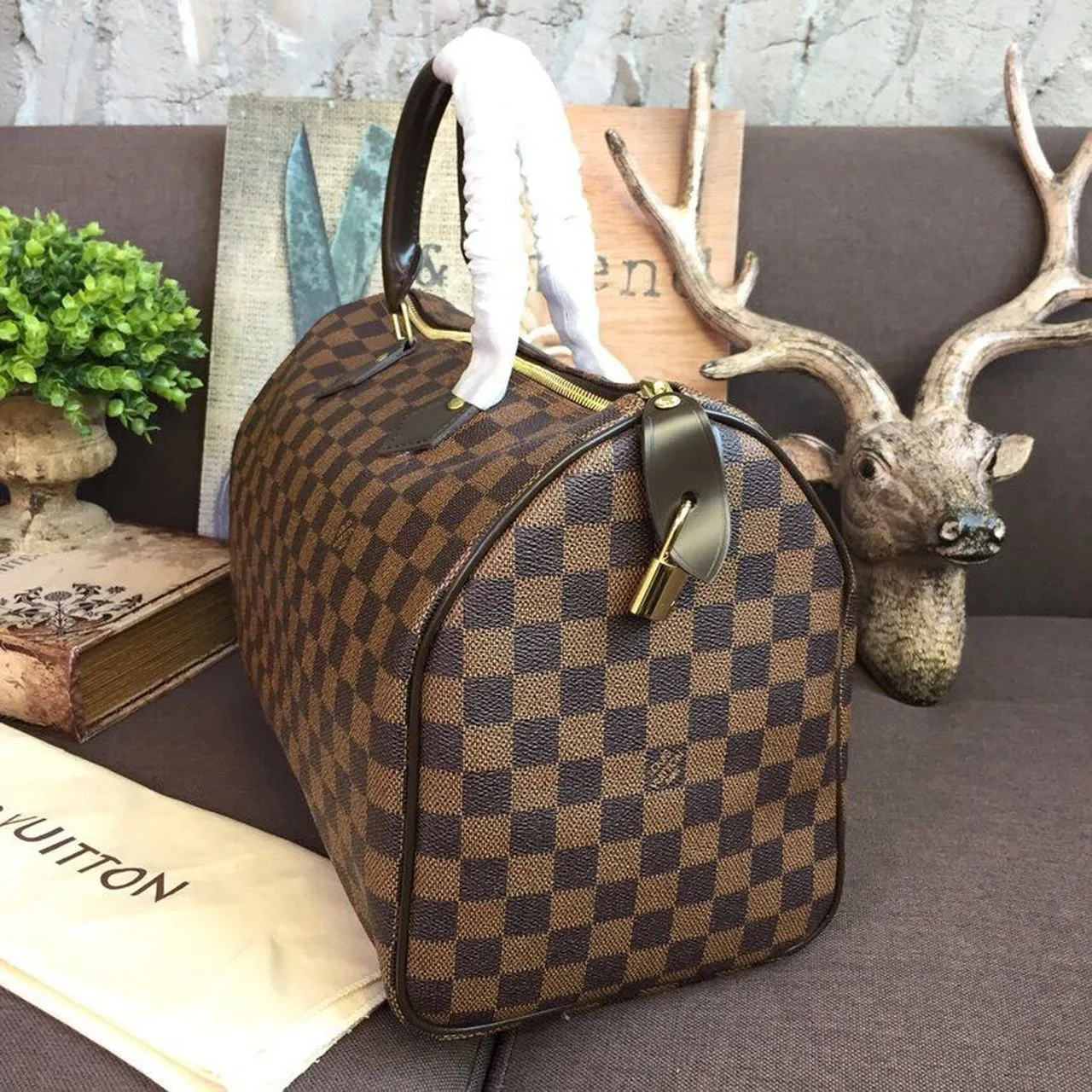 Louis Vuitton Speedy 35 Top Handle Bag / Brown Damier Ebene Canvas Gold Hardware - Image 4