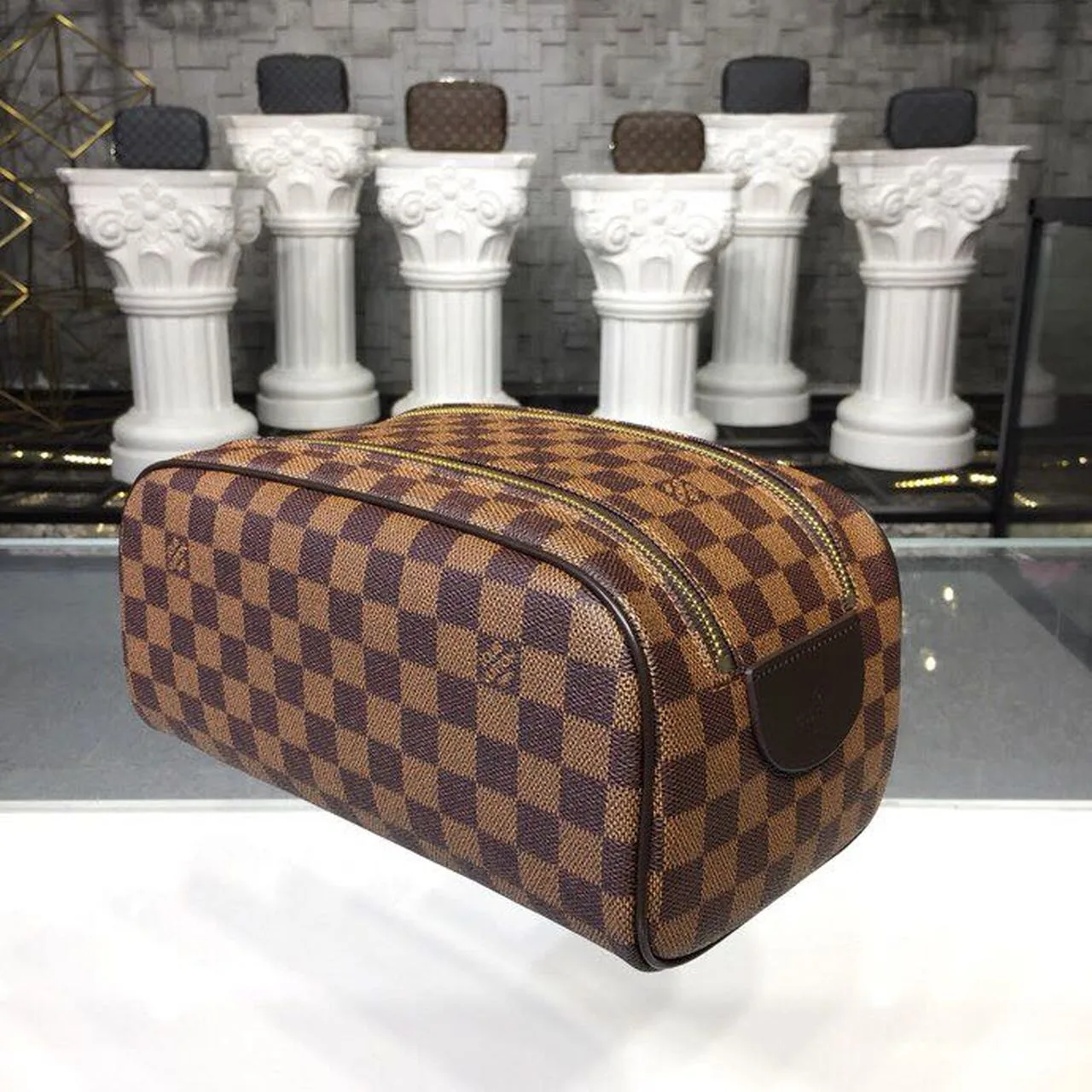 Louis Vuitton King Size Toiletry Damier Ebene Canvas, Travel Bags / LV - Image 5