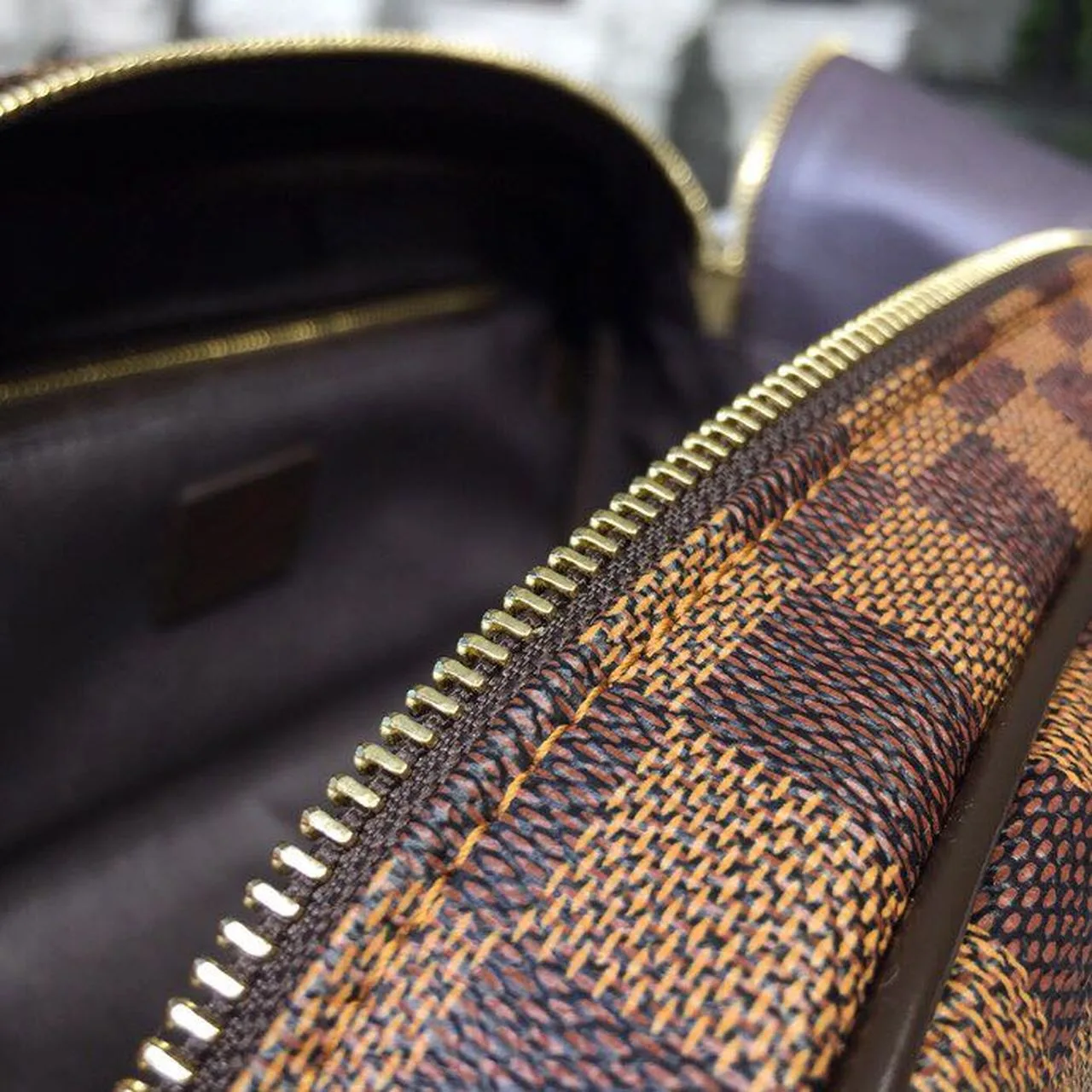 Louis Vuitton King Size Toiletry Damier Ebene Canvas, Travel Bags / LV - Image 9
