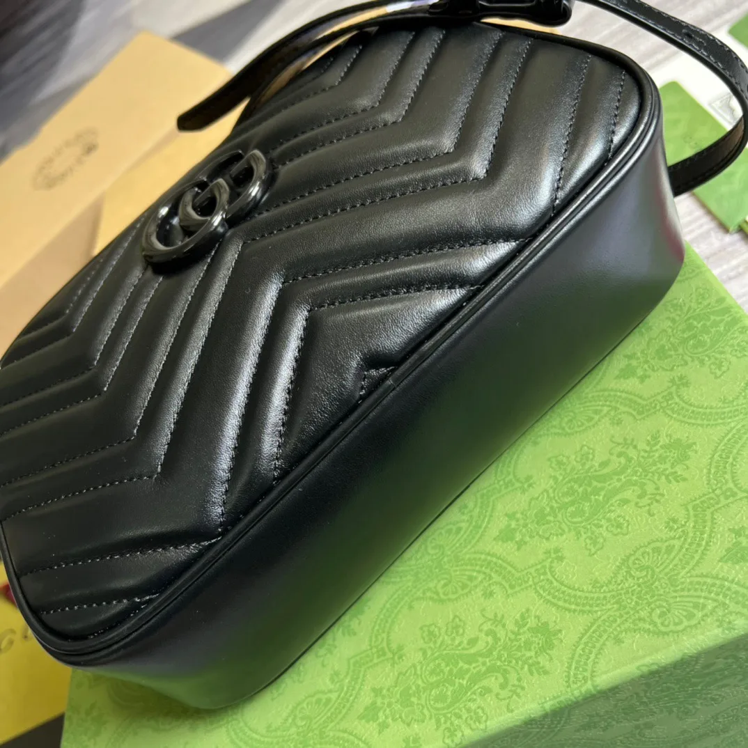 Gucci Marmont Matelasse Shoulder Bag / Black Matelasse Black Hardware - Image 9
