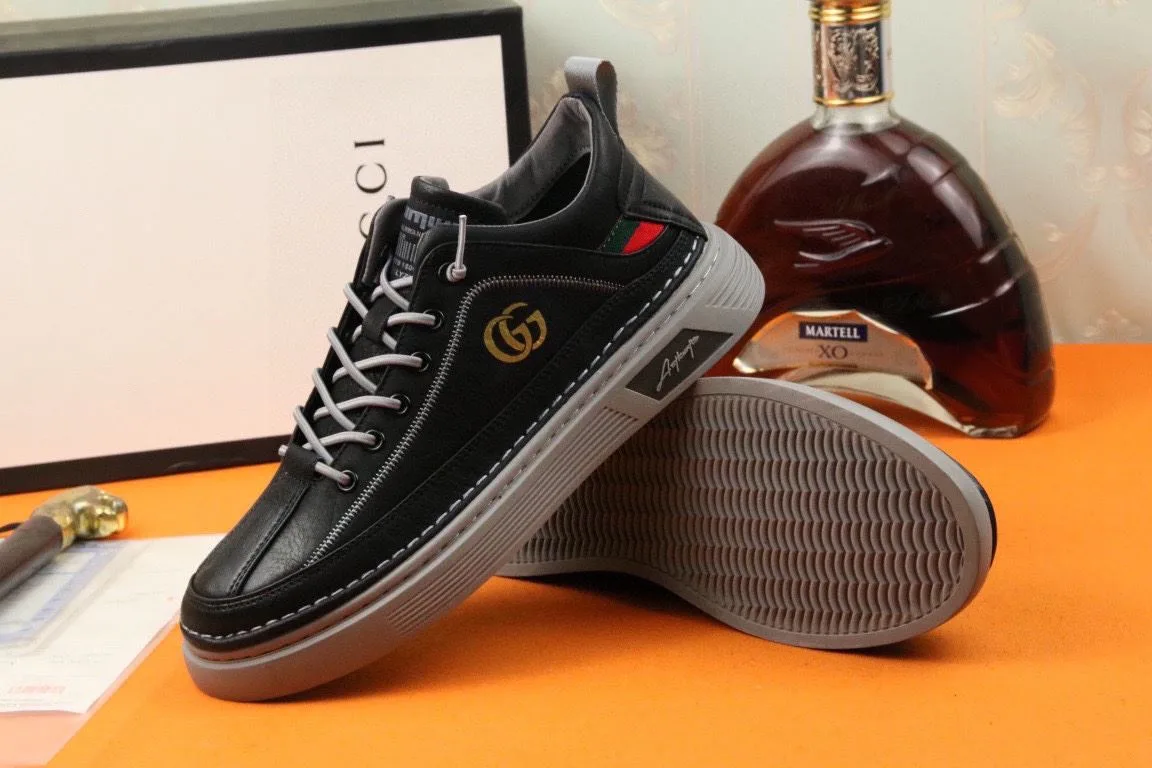 Gucci Men’s Sneakers With Logo GG Gold Web Black - Image 5