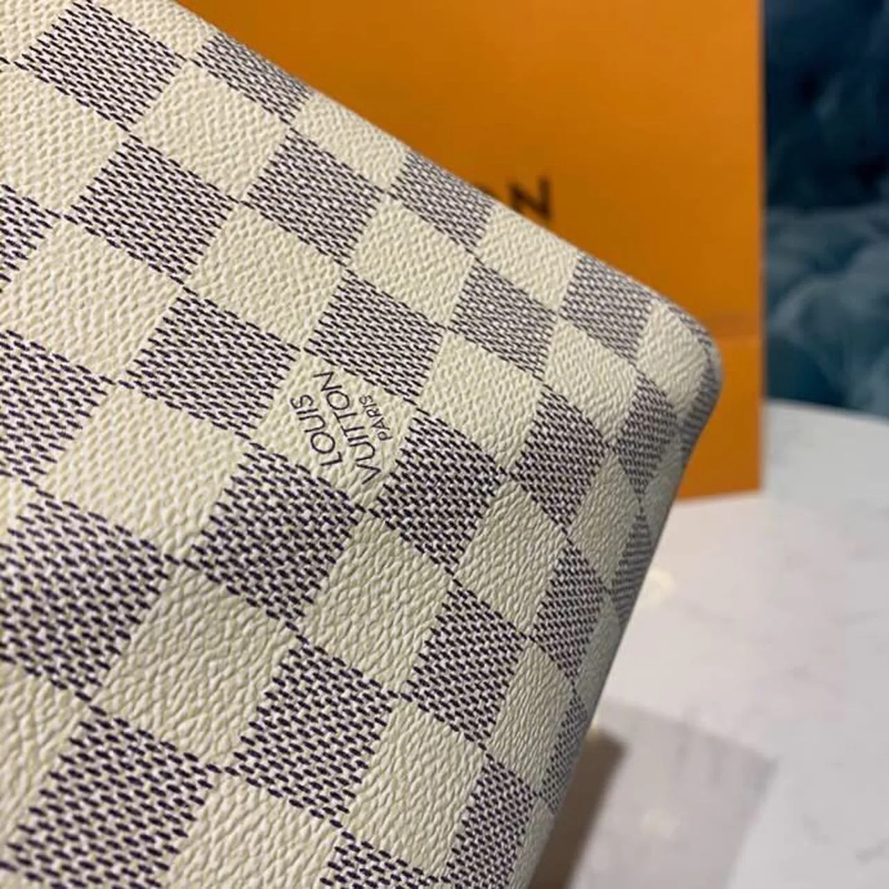 Louis Vuitton Keepall Bandouliere 45 Travel Bag / Damier Azur Gold Hardware - Image 11