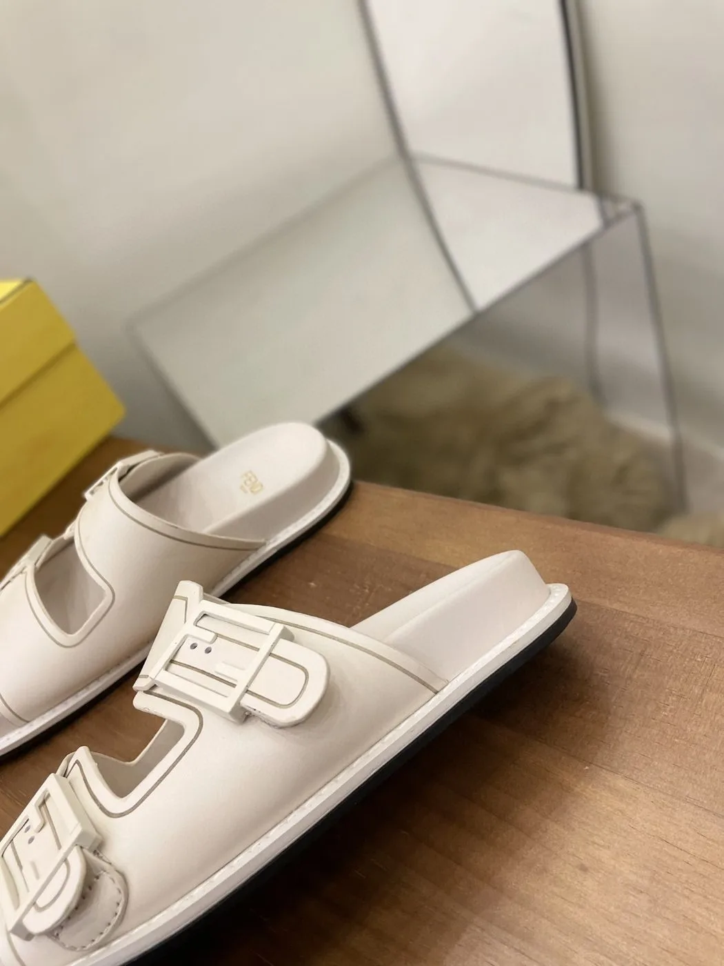 Fendi Feel Slides White - Image 3