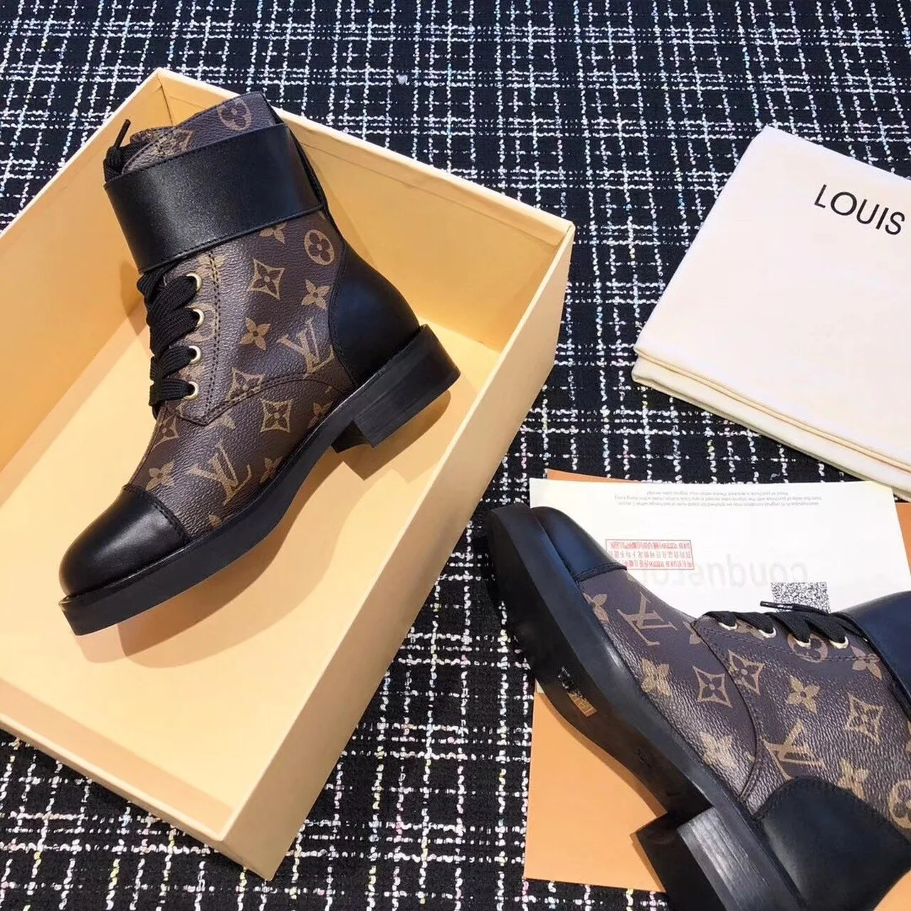 Louis Vuitton Wonderland Flat Ranger Monogram Canvas Black/Brown - Image 3