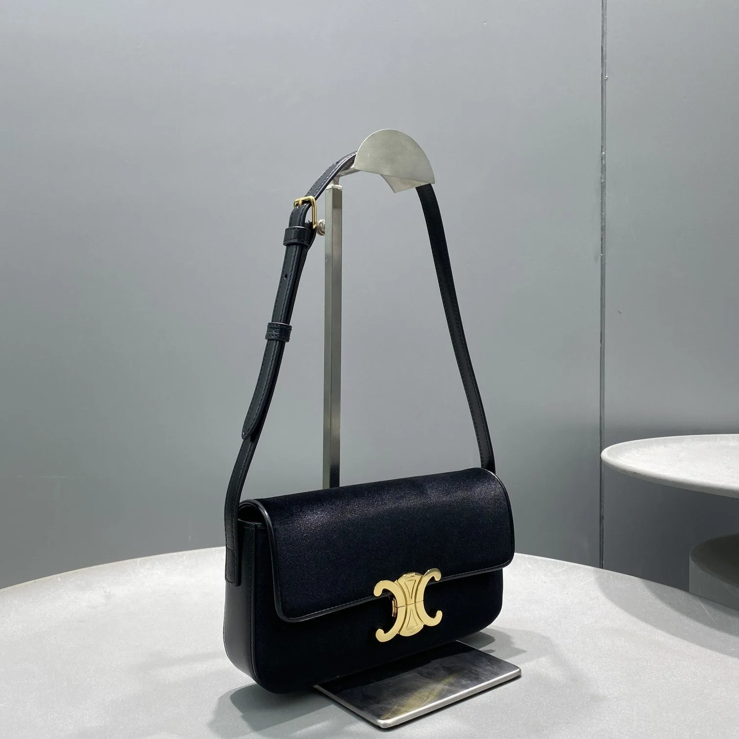 Celine Triomphe Minaudiere Black / - Image 5