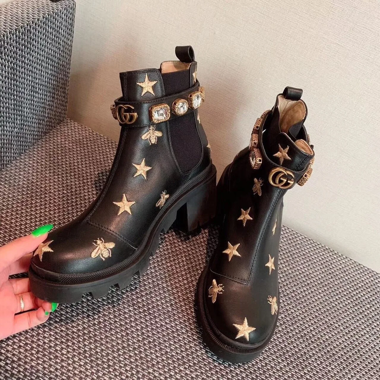 Gucci Star And Bee Embroidered Trip Ankle Boots Black - Image 3