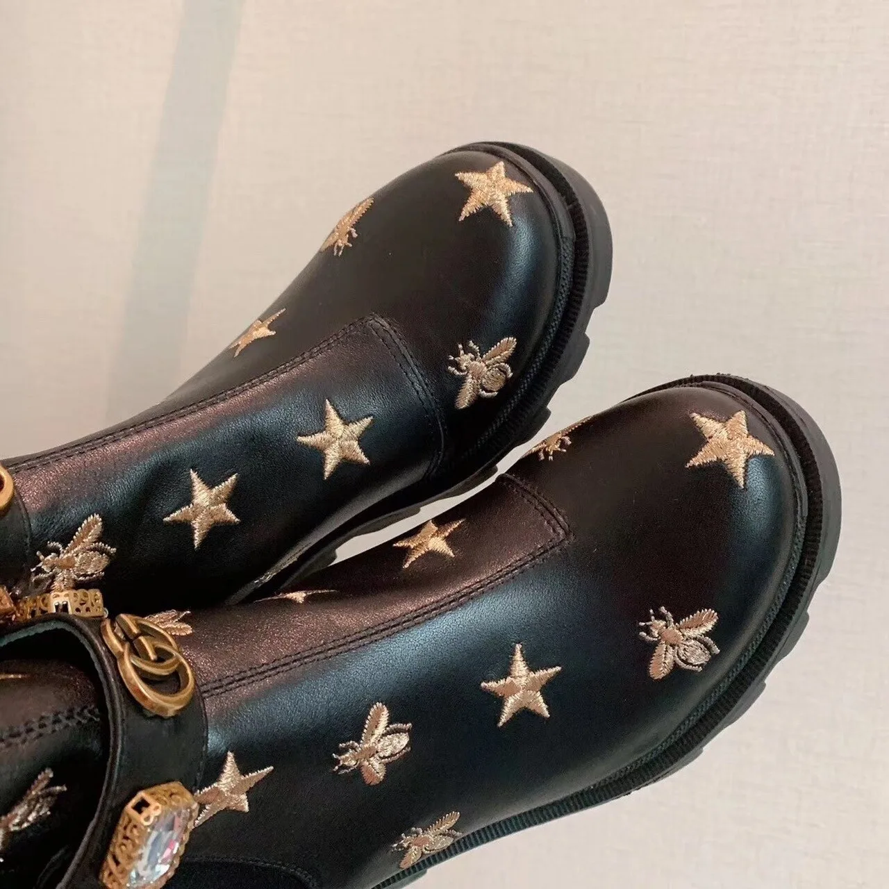 Gucci Star And Bee Embroidered Trip Ankle Boots Black - Image 8