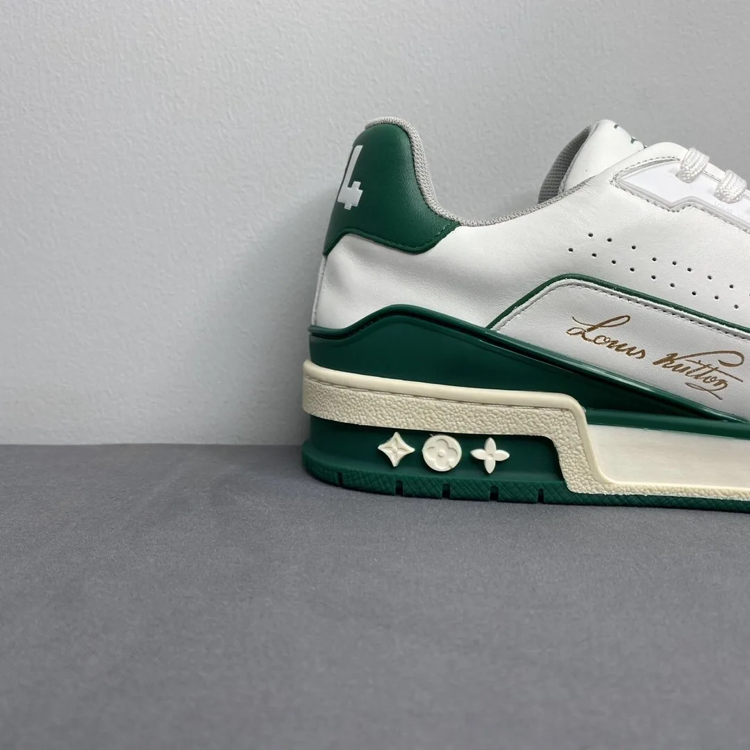 Louis Vuitton Trainer Sneaker Mix Of Materials White/Green - Image 8