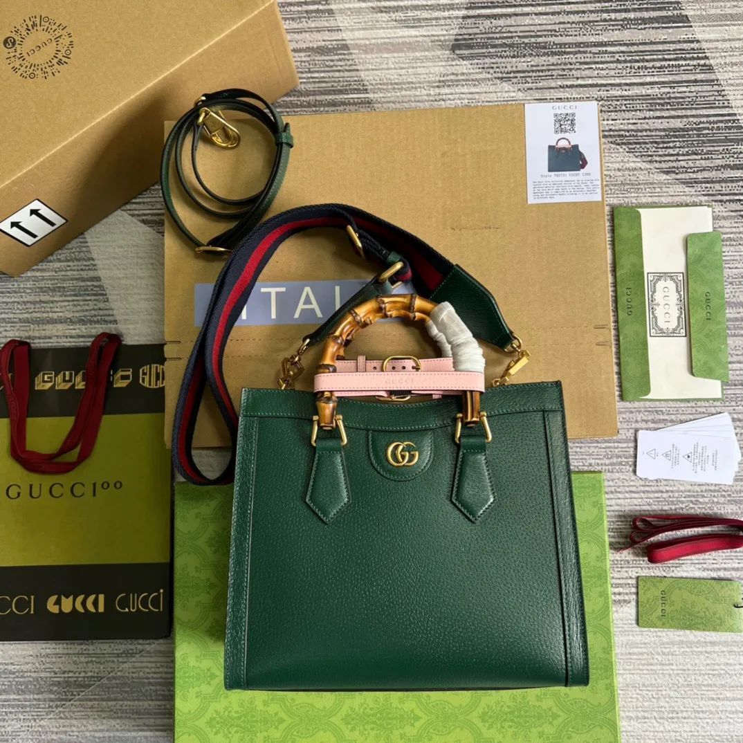 Gucci Diana Medium Tote Bag / Green Gold Hardware - Image 4