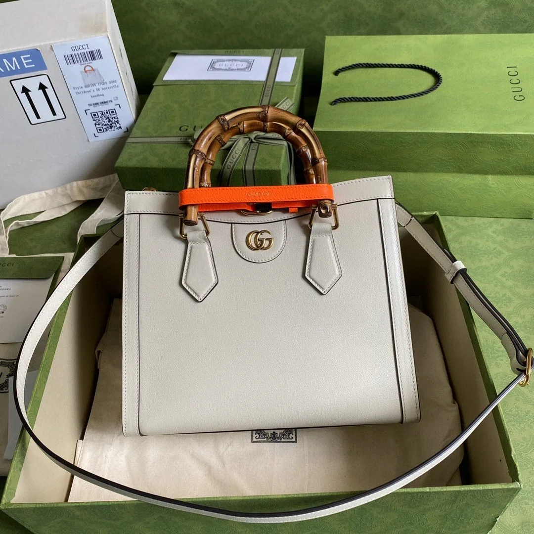 Gucci Diana Medium