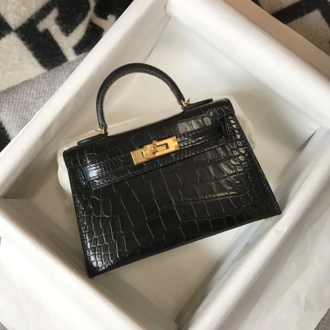 Alternative view of Hermes Kelly Black Gold Toned Hardware /