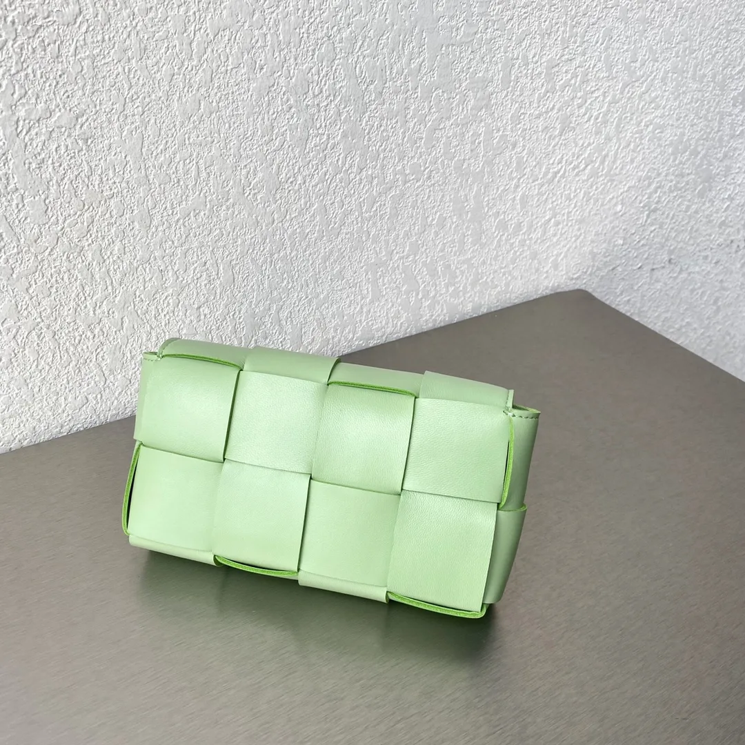 Bottega Veneta Belt Cassette Banana Green - Image 4