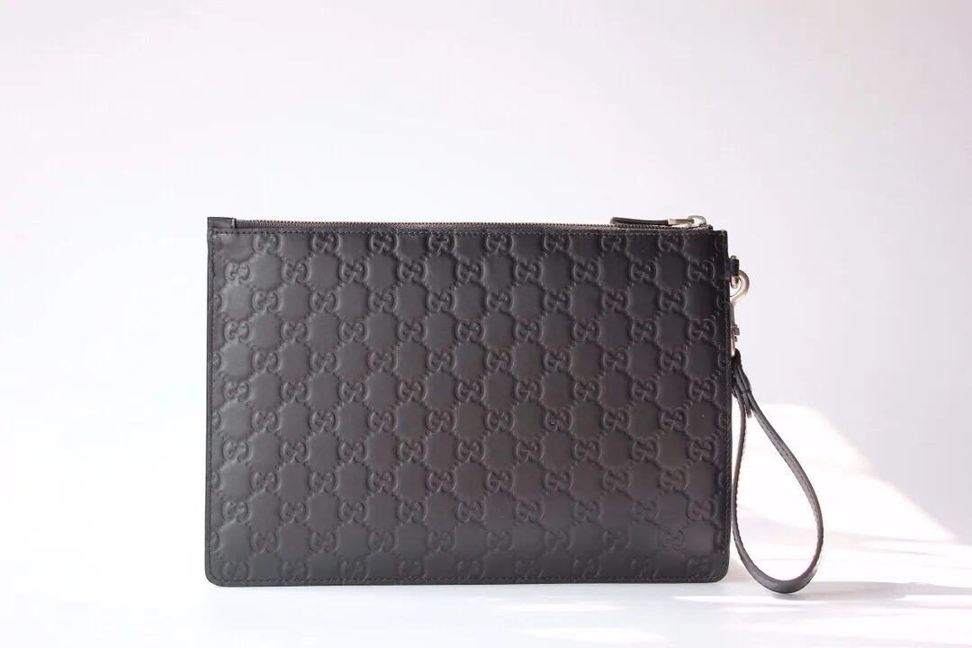 Gucci Microguccissima Pouch Black , Men’s Pouch / - Image 7