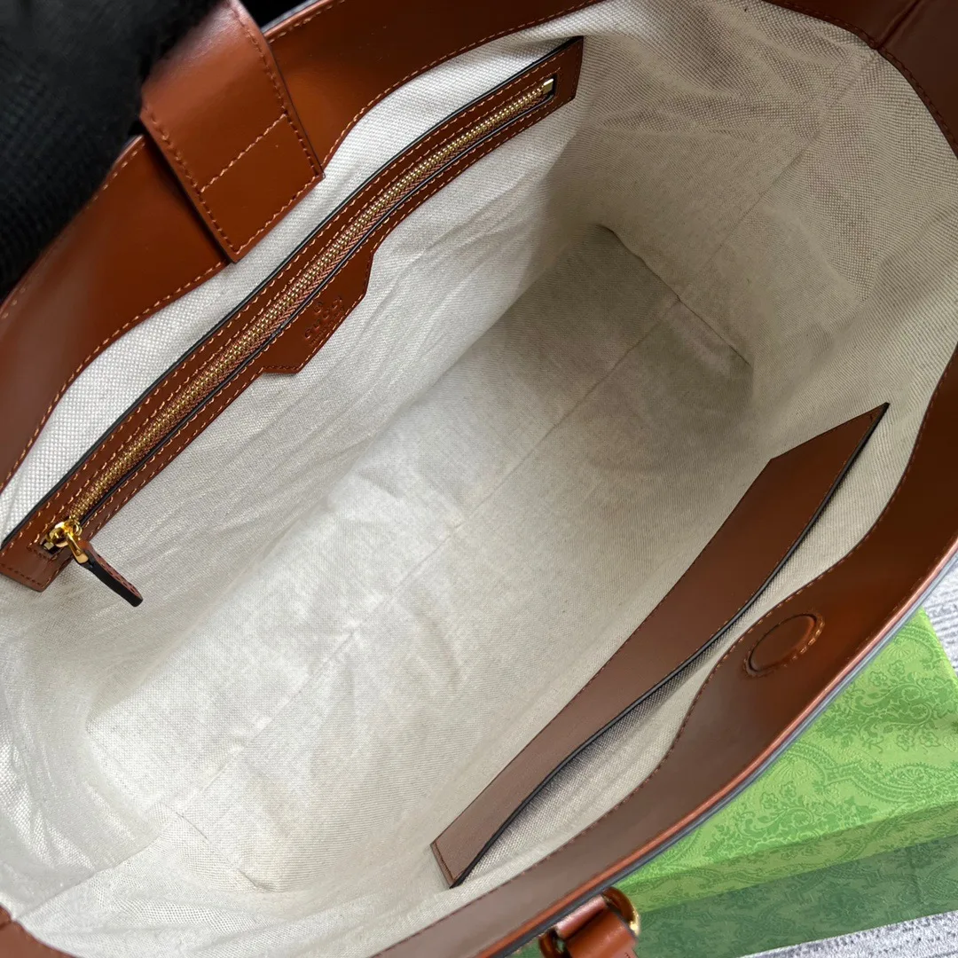 Gucci GG Medium Tote Brown - Image 4