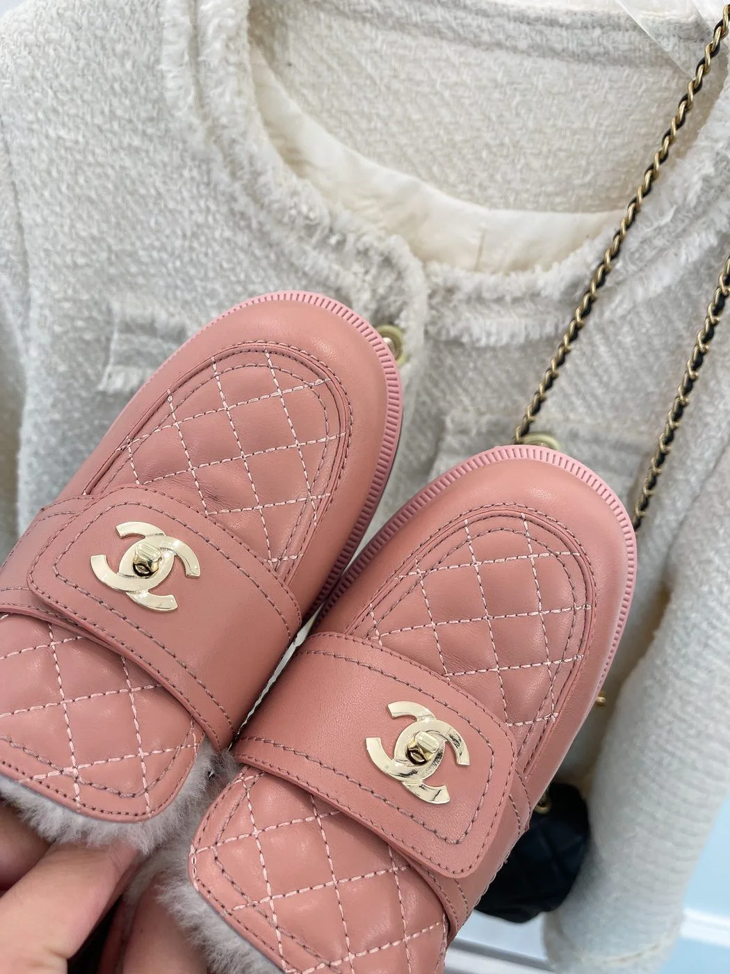 Chanel Women’s Loafers With Lining Pink - Image 4