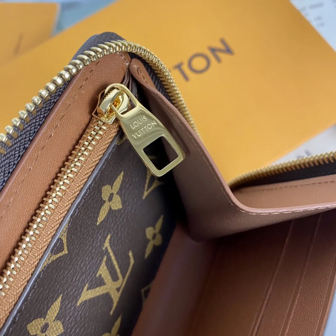 Alternative view of Louis Vuitton Zippy Wallet Trunk Monogram Canvas
