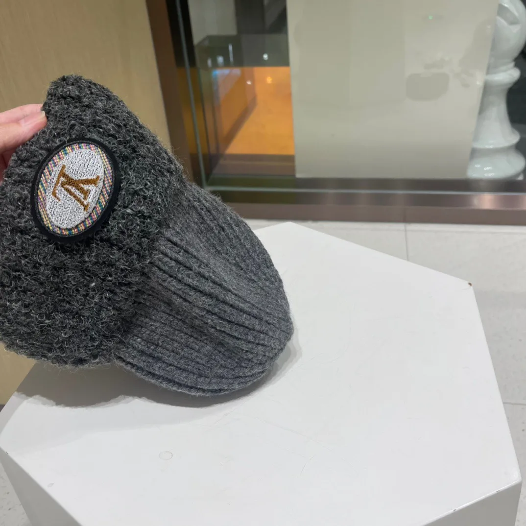 Louis Vuitton Ahead Beanie Grey - Image 7