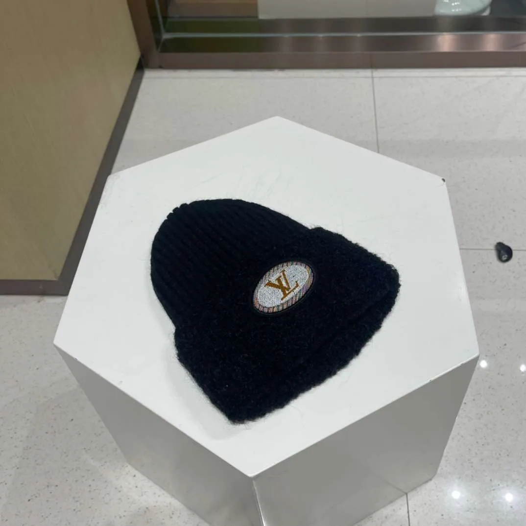 Louis Vuitton Ahead Beanie Black - Image 4